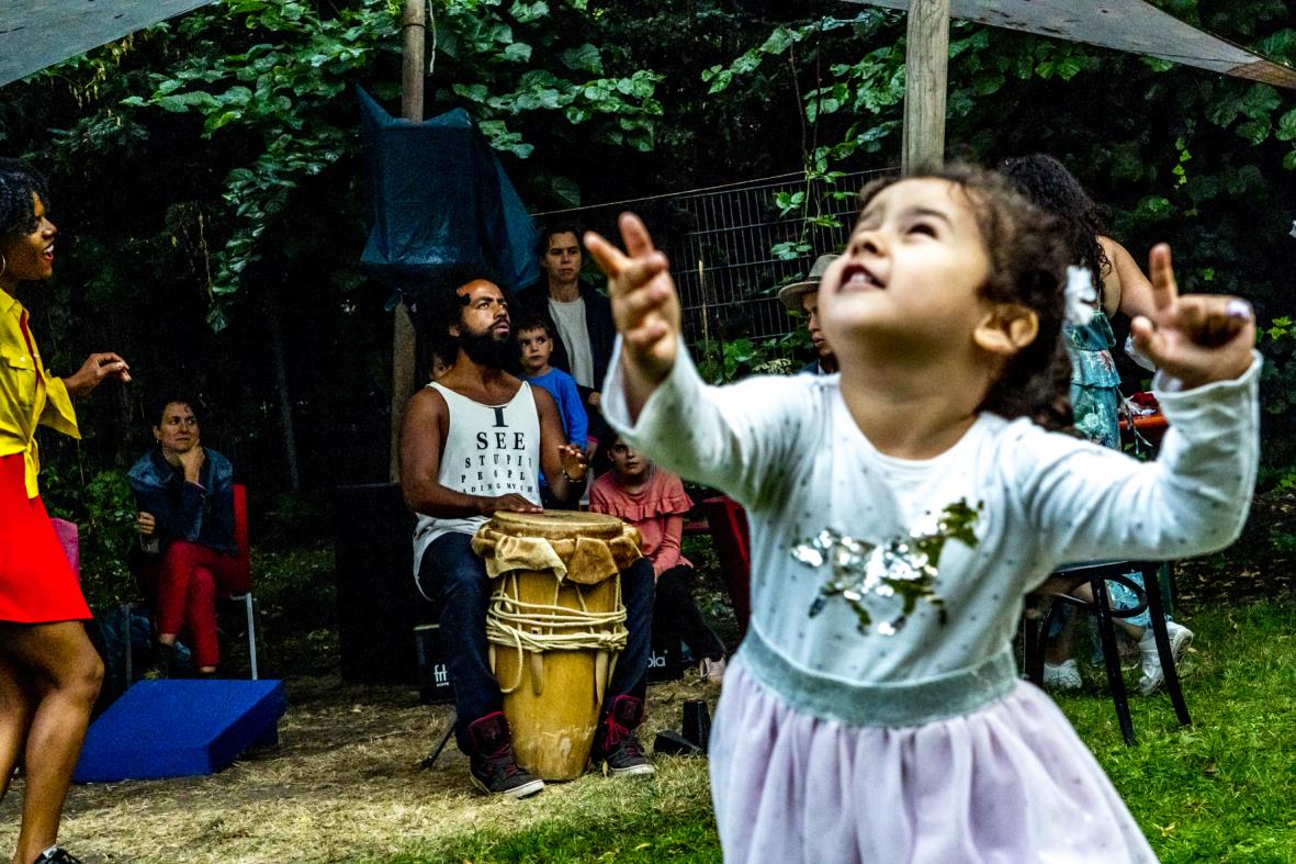 Miniatur The Feast – Kollektiver Moment